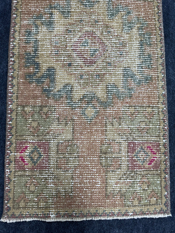 Turkish Yastik Rug  1'7" x  3' #24235
