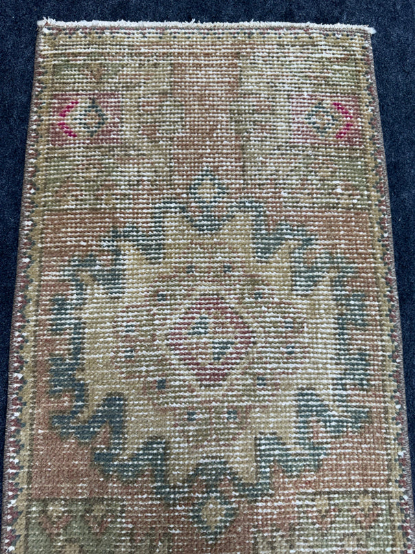 Turkish Yastik Rug  1'7" x  3' #24235