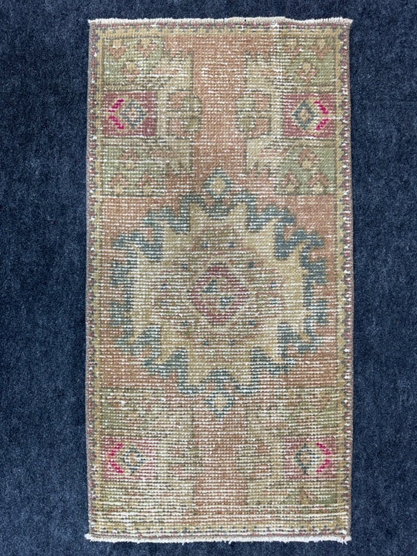 Turkish Yastik Rug  1'7" x  3' #24235