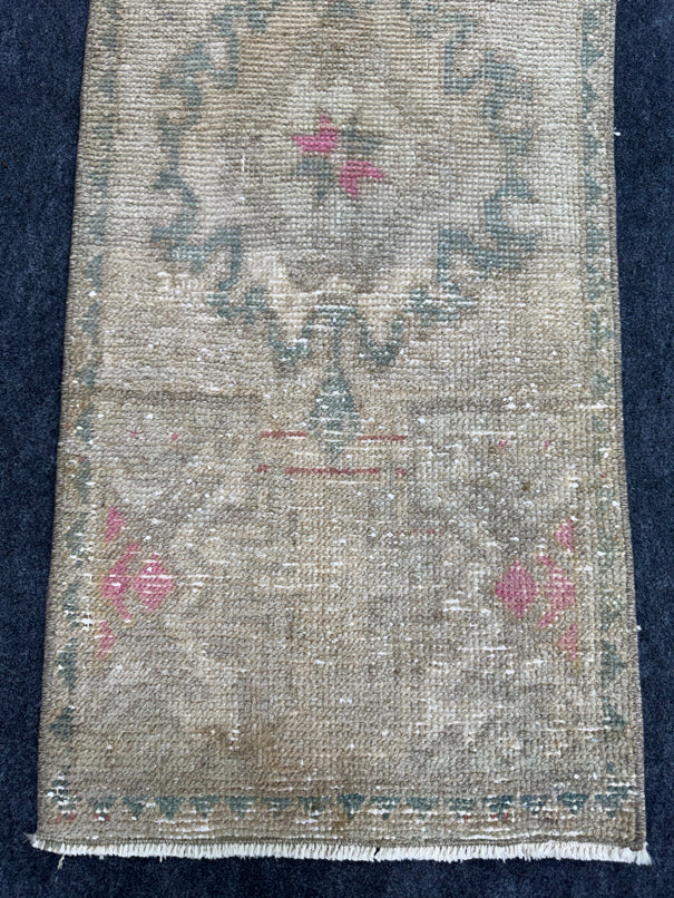 Turkish Yastik Rug  1'6" x  3'6" #24237