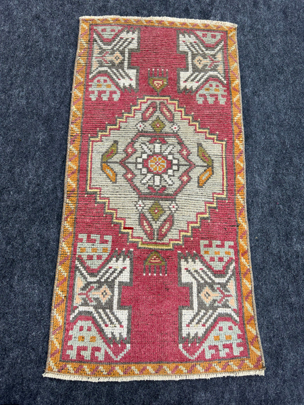 Turkish Yastik Rug  1'5" x  2'11" #24238