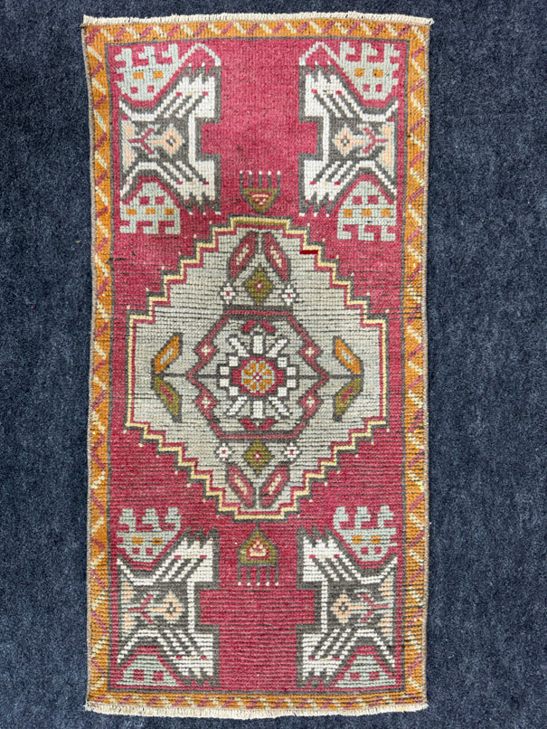 Turkish Yastik Rug  1'5" x  2'11" #24238