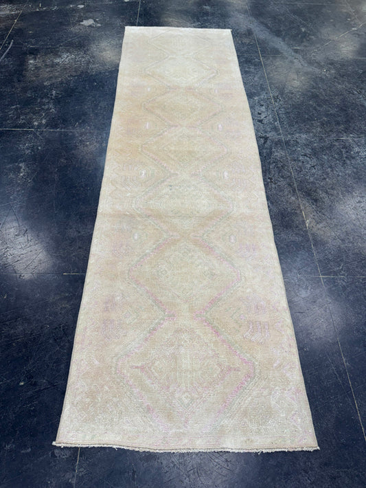 Turkish Vintage Rug 2'8" x 9'3" #24429