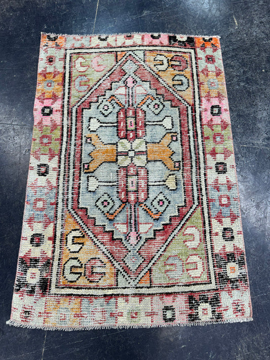 Turkish Vintage Rug 2'6" x 3'8" #24468