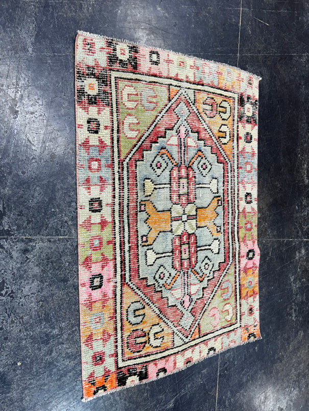 Turkish Vintage Rug 2'6" x 3'8" #24468