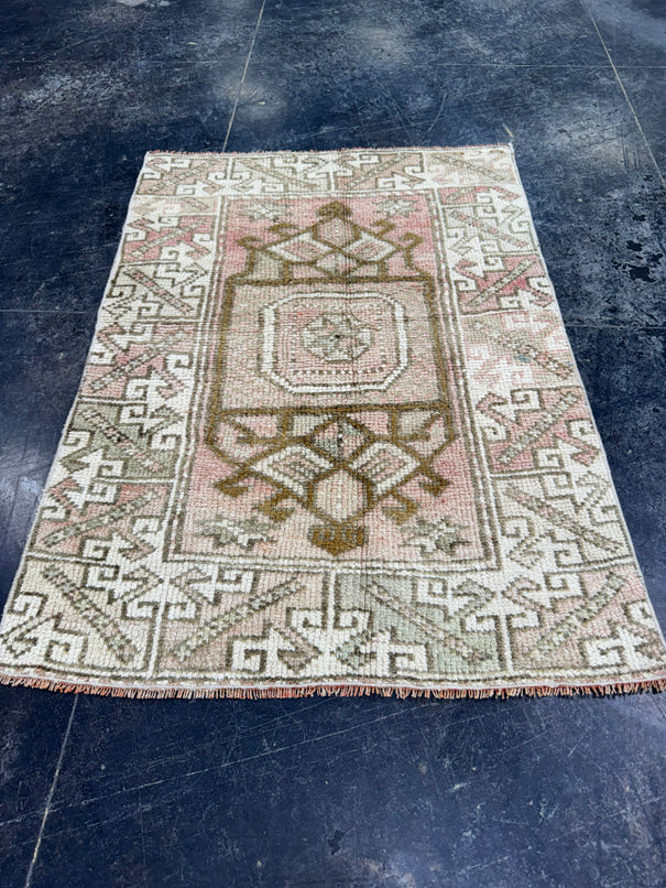 Turkish Vintage Rug 2'7" x 3'8" #24469