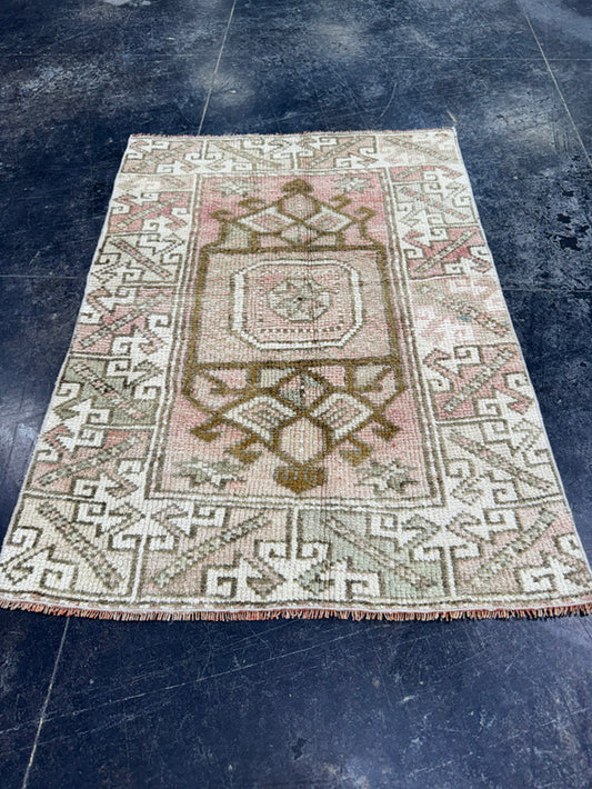 Turkish Vintage Rug 2'7" x 3'8" #24469