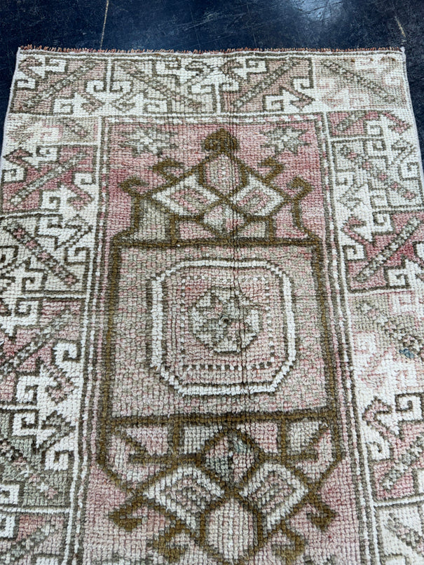 Turkish Vintage Rug 2'7" x 3'8" #24469