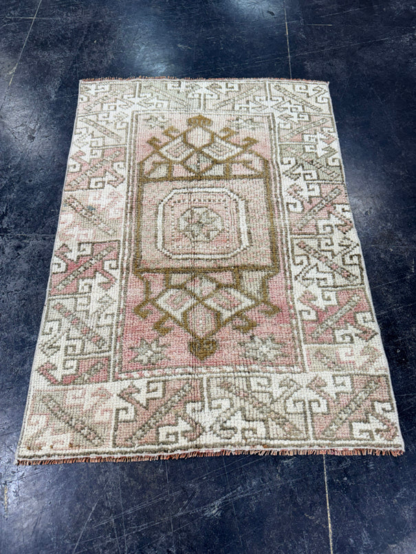 Turkish Vintage Rug 2'7" x 3'8" #24469