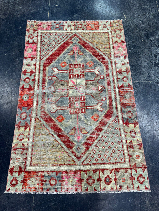 Turkish Vintage Rug 2'6" x 4' #24470
