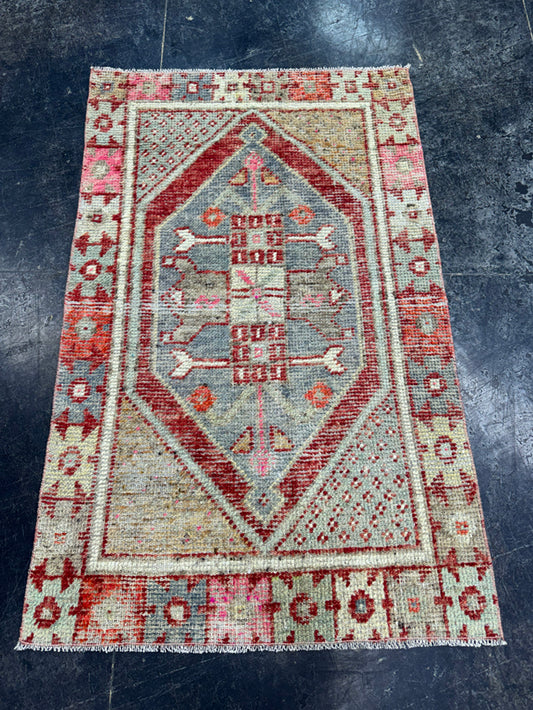 Turkish Vintage Rug 2'6" x 4' #24470