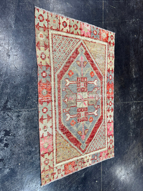 Turkish Vintage Rug 2'6" x 4' #24470