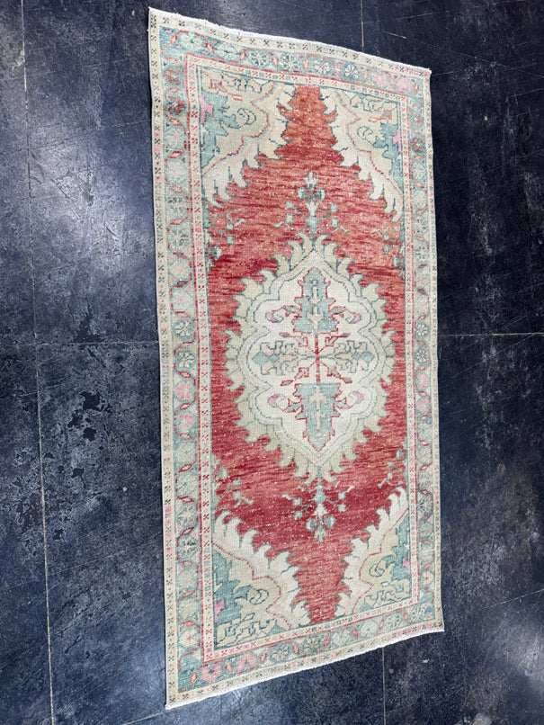 Turkish Vintage Rug 2'11" x 5'8" #24457