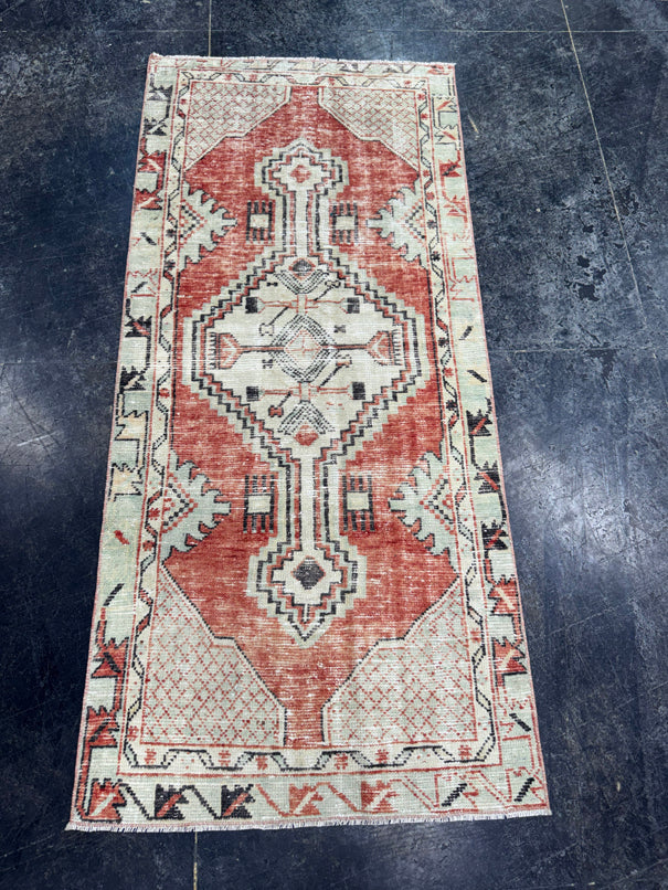 Turkish Vintage Rug 2'5" x 5'4" #24471