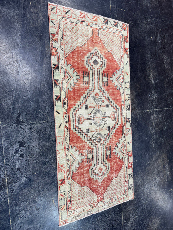 Turkish Vintage Rug 2'5" x 5'4" #24471