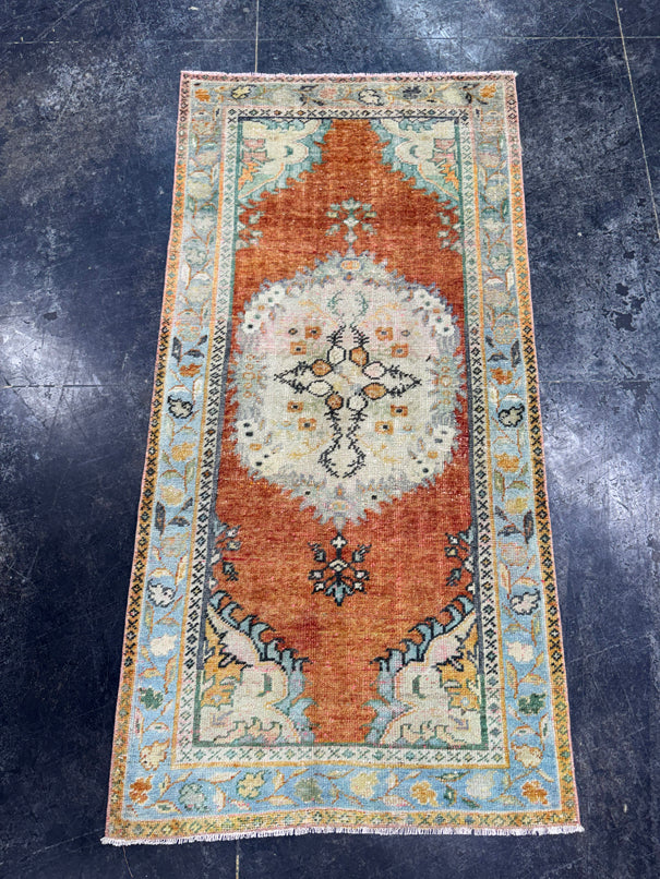 Turkish Vintage Rug 2'8" x 5'4" #24472