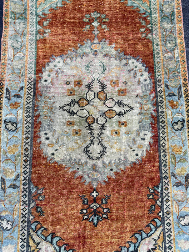 Turkish Vintage Rug 2'8" x 5'4" #24472