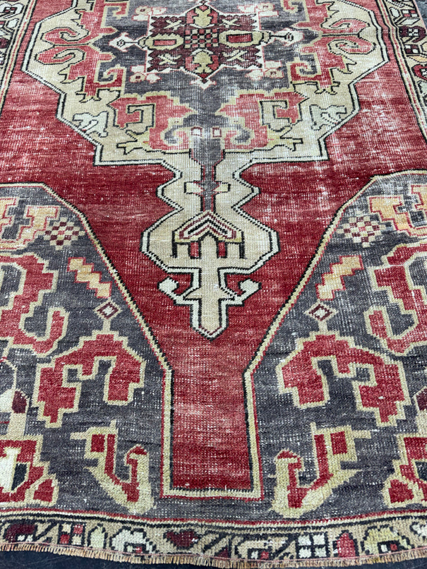 Turkish Vintage Rug 4' x 7'11" #244500