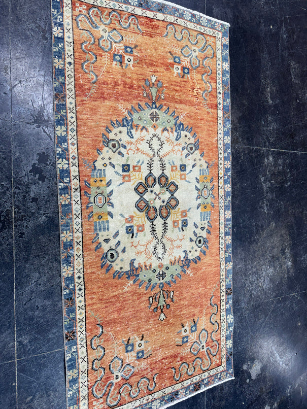 Turkish Vintage Rug 3' x 6'5" #24490