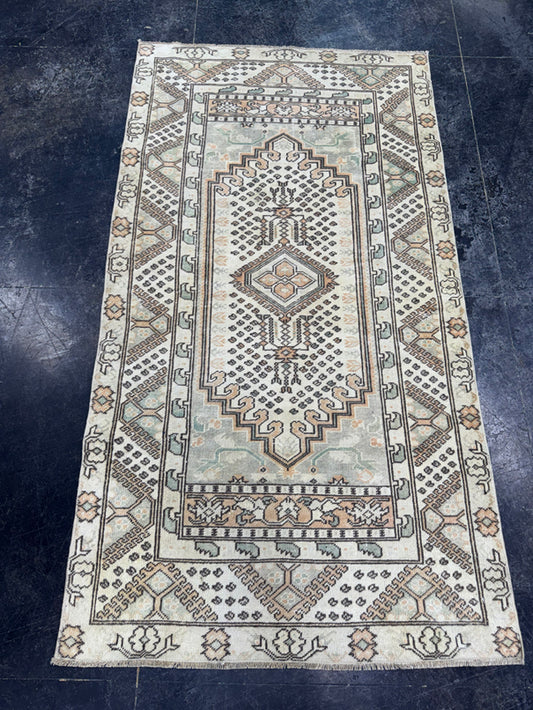 Turkish Vintage Rug 3'3" x 5'11" #24491