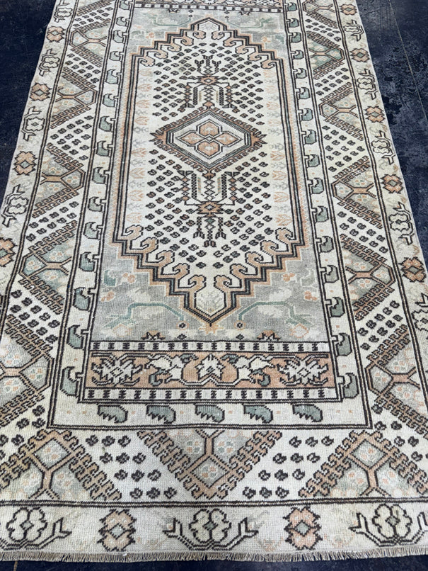 Turkish Vintage Rug 3'3" x 5'11" #24491