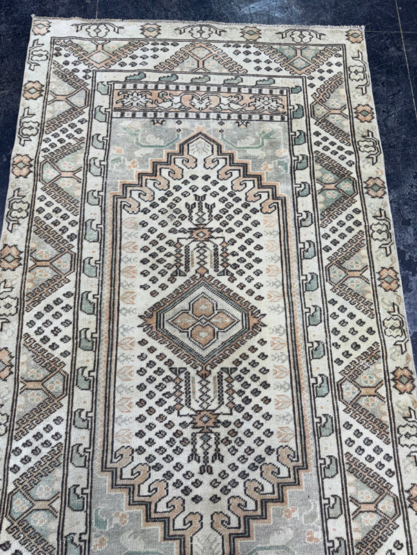 Turkish Vintage Rug 3'3" x 5'11" #24491