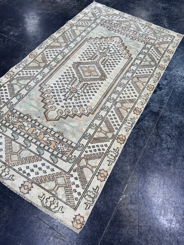 Turkish Vintage Rug 3'3" x 5'11" #24491