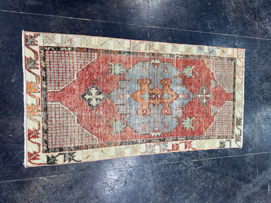 Turkish Vintage Rug 2'5" x 4'11" #24493