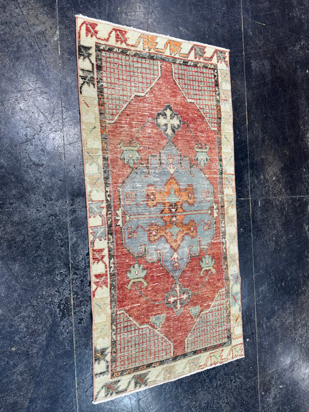 Turkish Vintage Rug 2'5" x 4'11" #24493