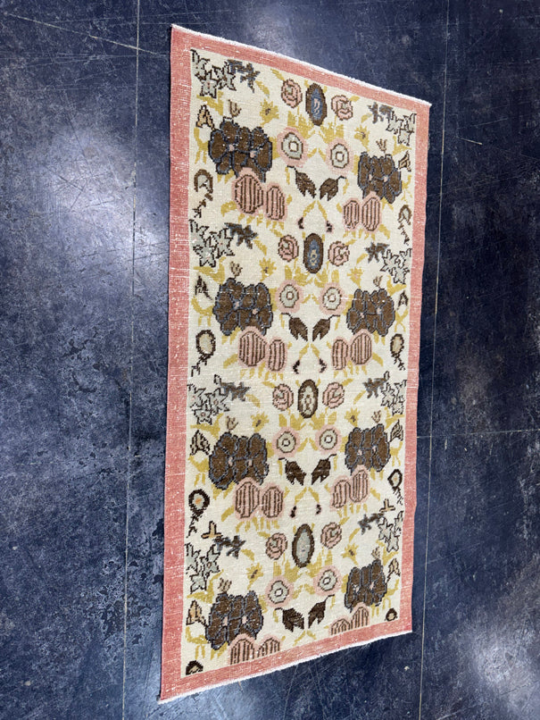 Turkish Vintage Rug 2'6" x 5'2" #24484