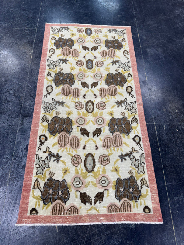 Turkish Vintage Rug 2'6" x 5'2" #24484
