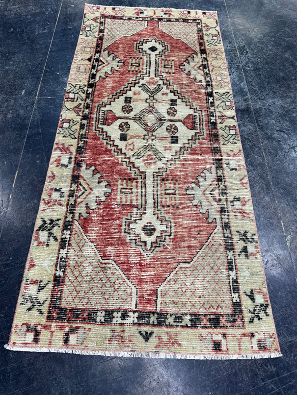 Turkish Vintage Rug 2'4" x 5'5" #24486