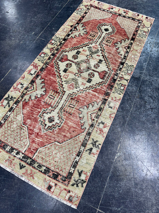 Turkish Vintage Rug 2'4" x 5'5" #24486