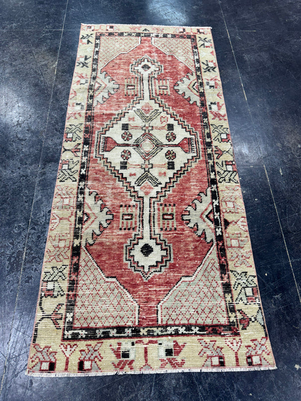 Turkish Vintage Rug 2'4" x 5'5" #24486