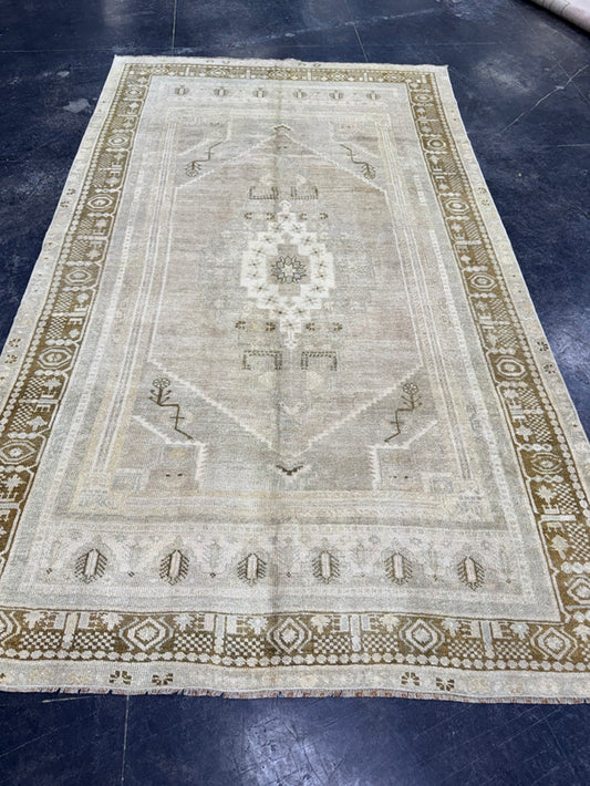 Turkish Vintage Rug 5'1" x 8'7" #24478
