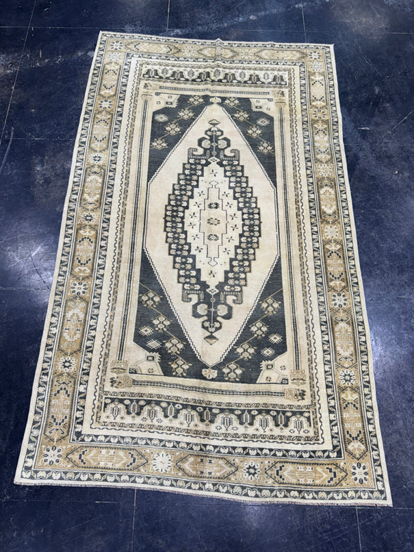 Turkish Vintage Rug 5'1" x 8'7" #24477