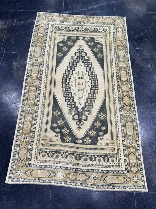Turkish Vintage Rug 5'1" x 8'7" #24477