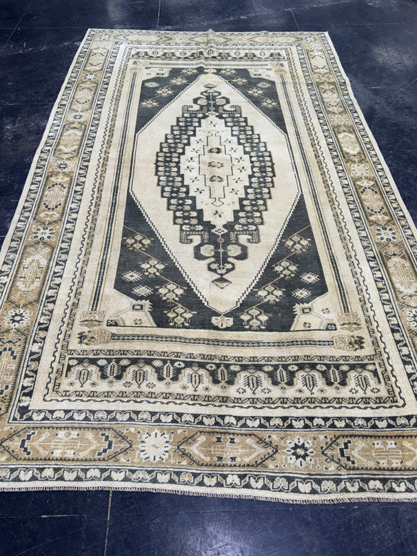 Turkish Vintage Rug 5'1" x 8'7" #24477
