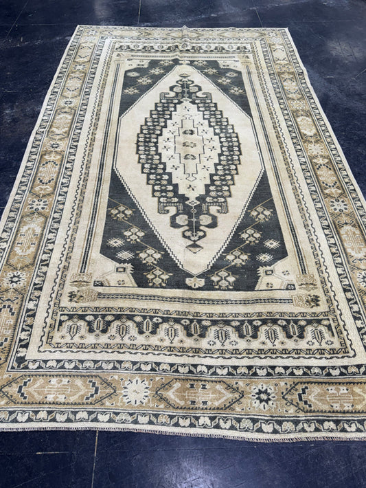 Turkish Vintage Rug 5'1" x 8'7" #24477