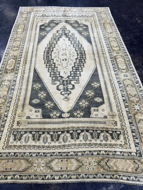 Turkish Vintage Rug 5'1" x 8'7" #24477