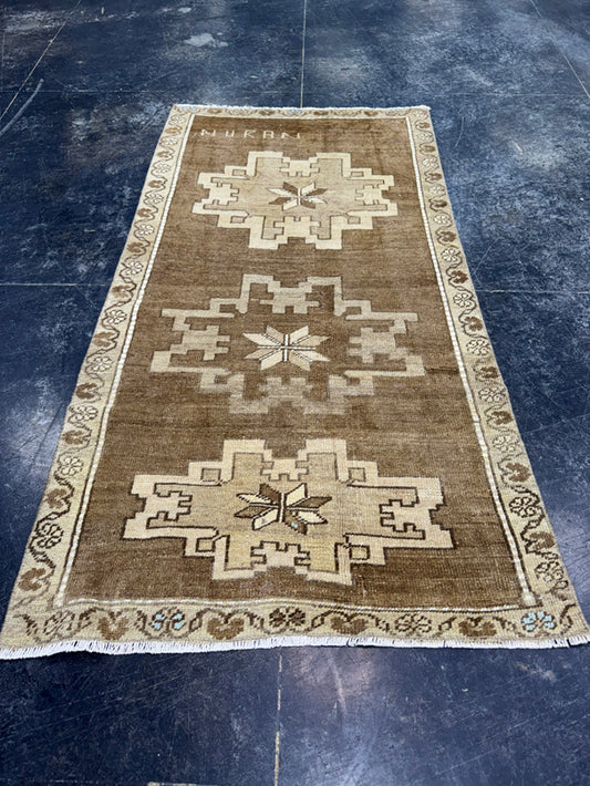 Turkish Vintage Rug 2'9" x 5' #24568