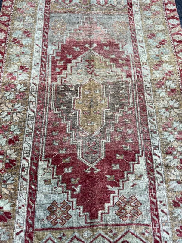 Turkish Vintage Rug 3'4" x 5'10" #24566