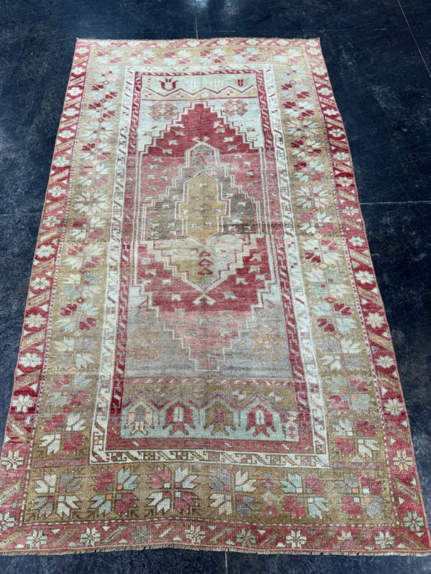 Turkish Vintage Rug 3'4" x 5'10" #24566