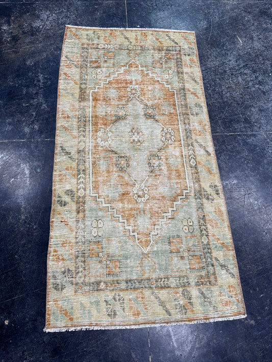 Turkish Vintage Rug 2'4" x 4'9" #24549