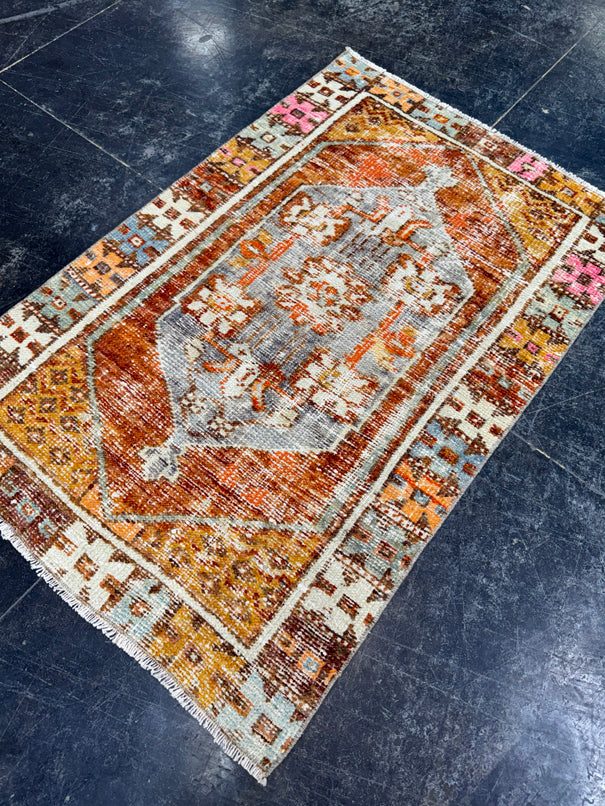 Turkish Vintage Rug 2'7" x 3'10" #24543