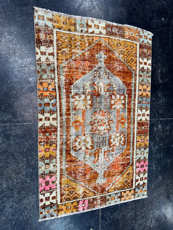 Turkish Vintage Rug 2'7" x 3'10" #24543