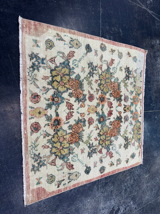 Turkish Vintage Rug 3'5" x 3'5" #24527