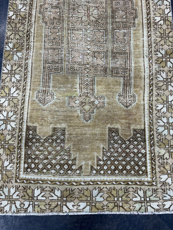 Turkish Vintage Runner Rug 3'3" x 7'6" #24598