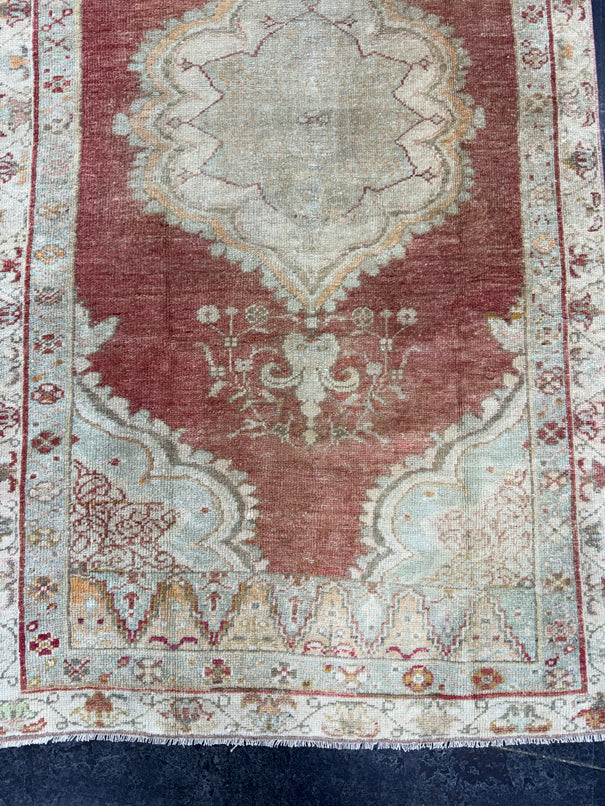 Turkish Vintage Rug 3'1" x 6' #24599