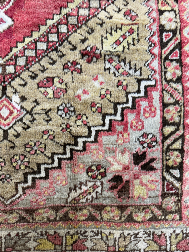 Turkish Vintage Rug 3'9" x 5'4" #24600